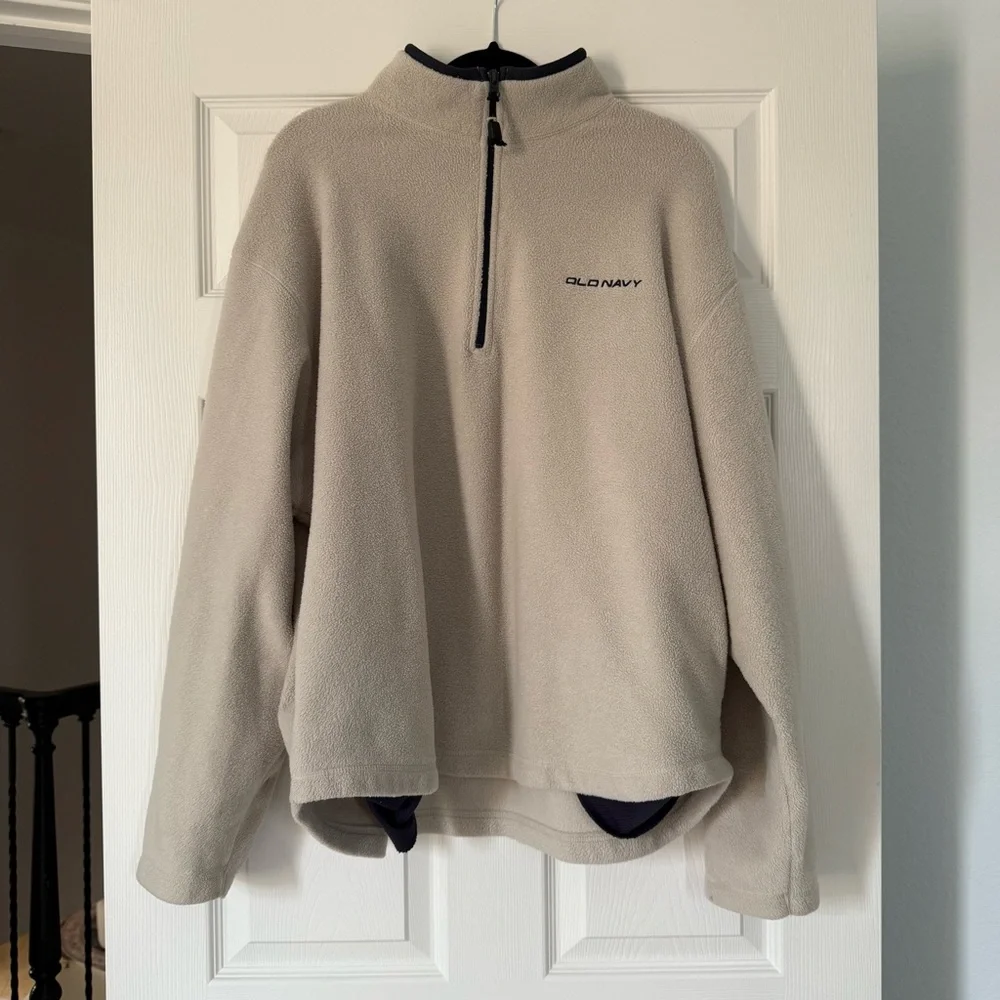 Old Navy Men's Tan Zip-Up Sweater - Picture 7 of 8